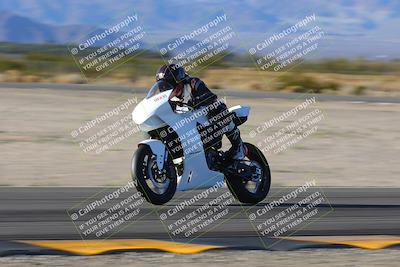 media/Jan-19-2023-Racers Edge (Thu) [[69d0b4dc55]]/B Group/Session 5 (Turn 3 Exit Pans)/